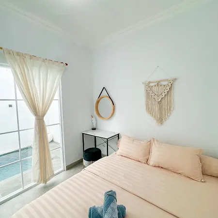 Osco Paviliun Yogyakarta Exterior foto