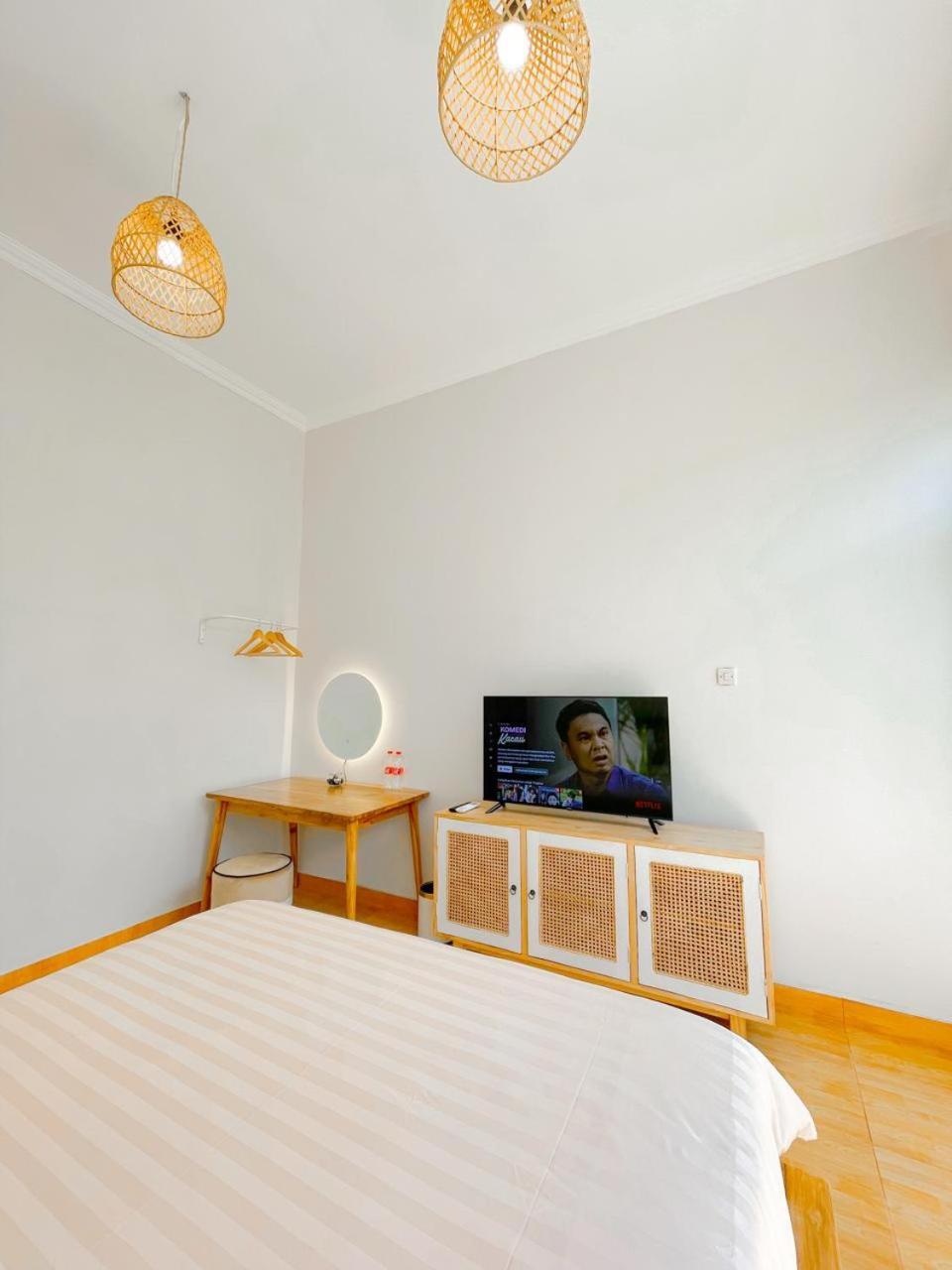 Osco Paviliun Villa *